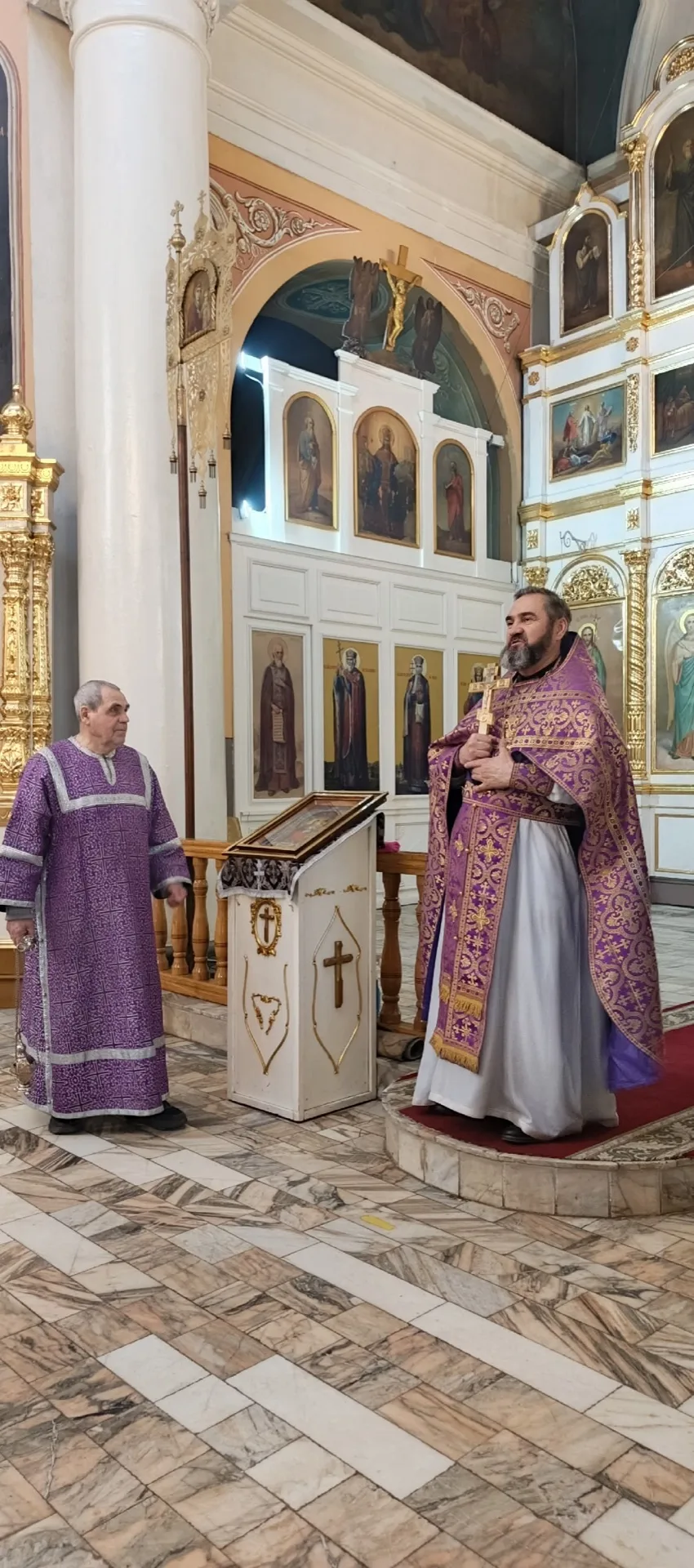 Божественная Литургия в храме Николая Чудотворца 🕊️