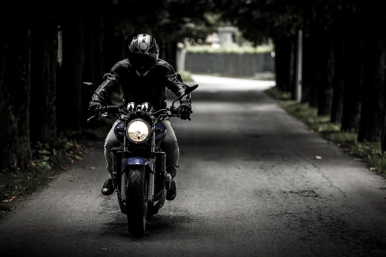🏍 В Южно-Сахалинске с начала сезона оштрафовали 46 мотоциклистов  Экипаж ДПС ежесуточно патрулирует 
