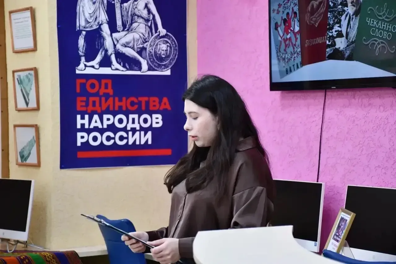 📚Литературный час «Вдохновение и строки» в Центральной модельной библиотеке  ЦБС им. Ф. Алиевой объе