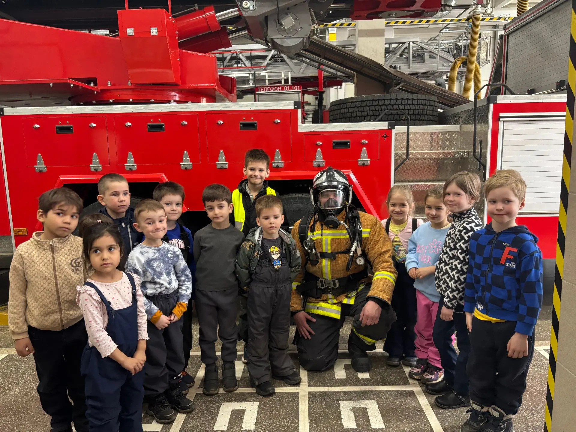 🚒 Пожарно-спасательные отряды: главное за неделю  ⭐ ПСО Василеостровского района Сотрудники отряда п