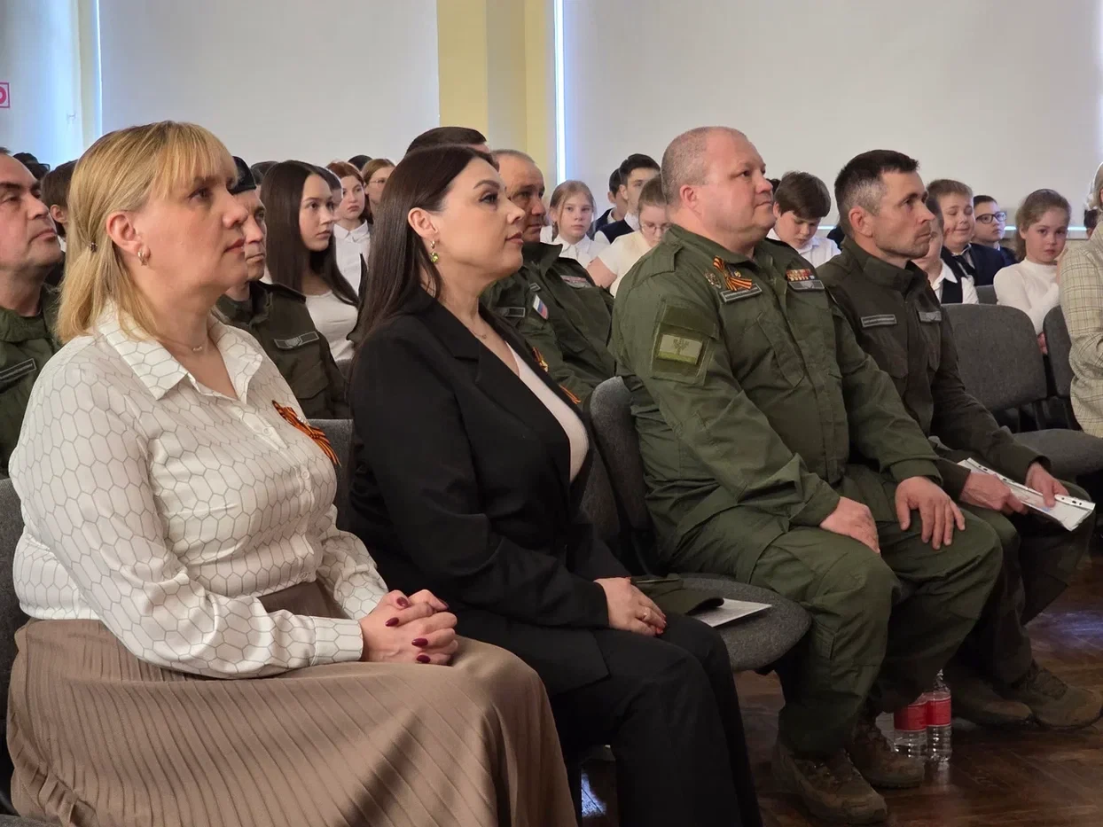"Герои нашего времени": в Чебоксарах наградили победителей городской исследовательской конференции  