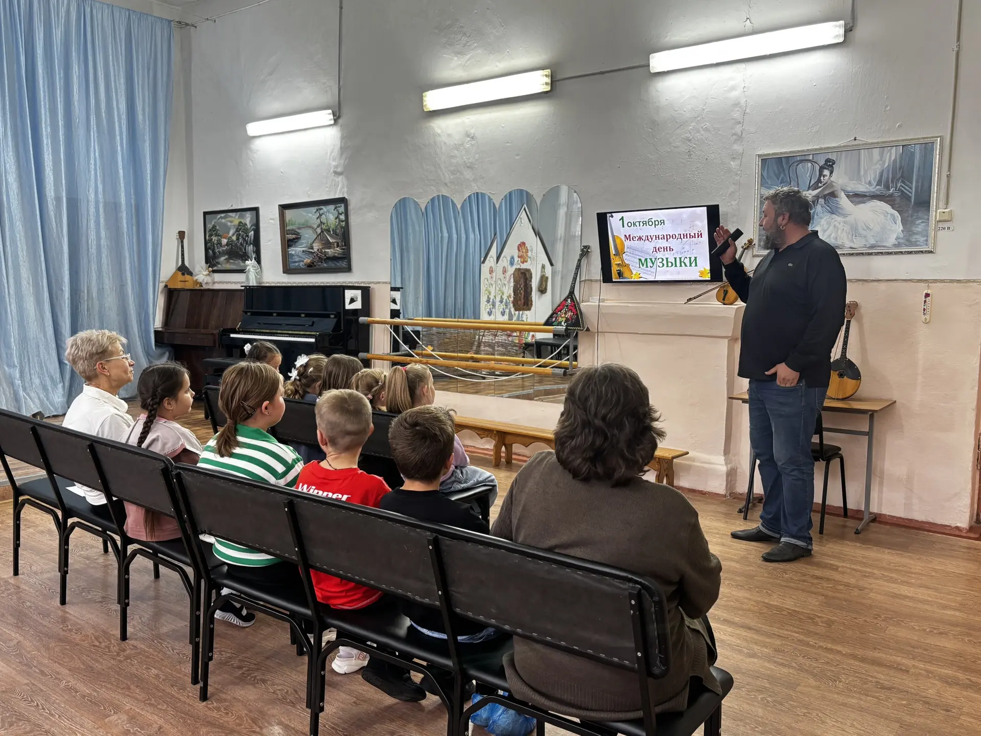 🎭 Международный день музыки в нашей школе искусств! 🎭