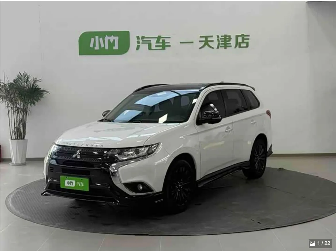 Mitsubishi Outlander 2WD 11.22 г.в. 2.0L 147 h/p, пробег 24 т.км.