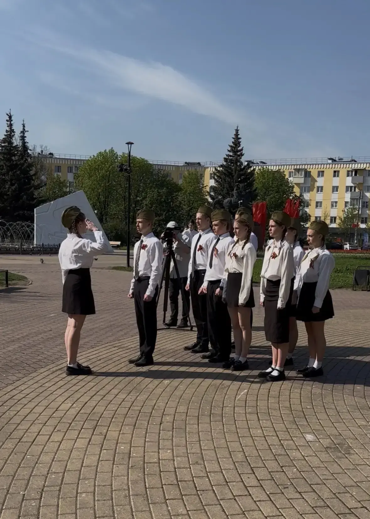 Почетный караул Поста №1: смотр-конкурс отрядов  В преддверии Дня Победы наши ученики достойно предс