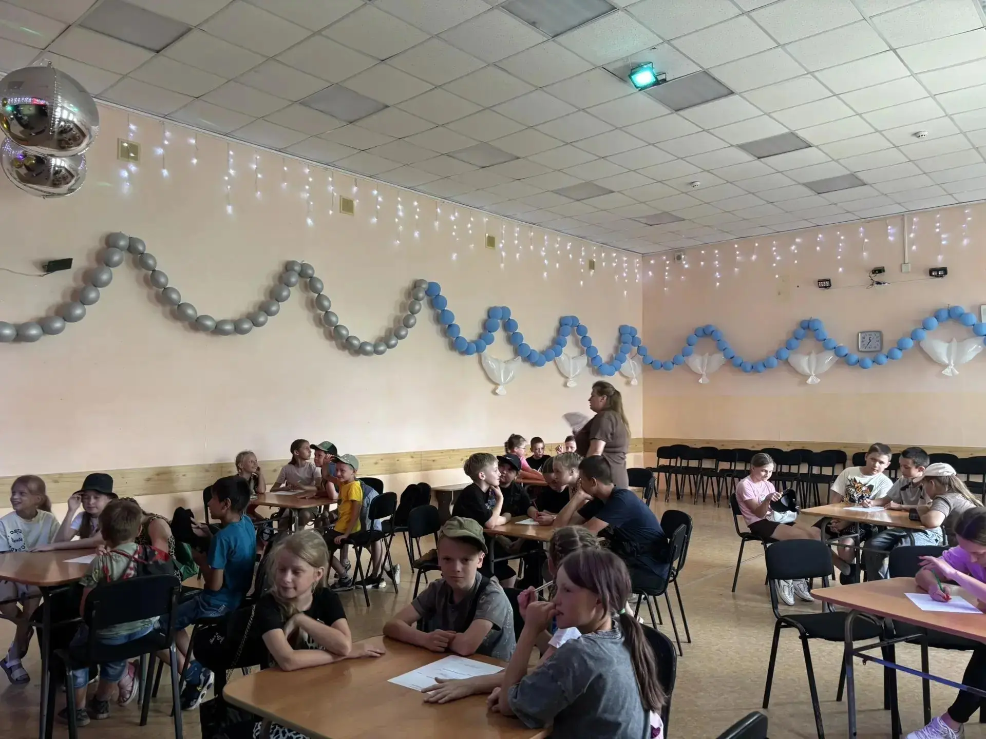 Одиннадцатый день в лагере: под знаком туризма и музыки!

Одиннадцатый день в нашем лагере выдался п
