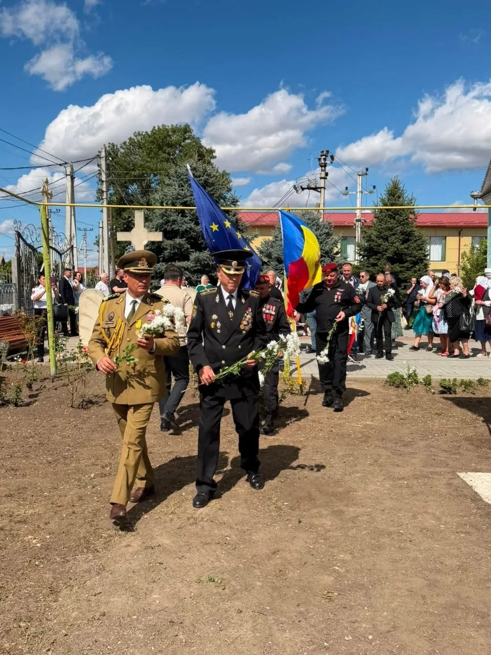 Очередной памятник нацистам армии Антонеску открыли в селе Варница Новоаненского района...
