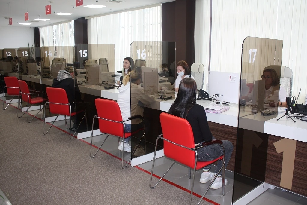 ⚡Более 1,8 млн услуг оказал МФЦ Югры в 2025 году  💪За год АУ «МФЦ Югры» было оказано более 1,8 млн у