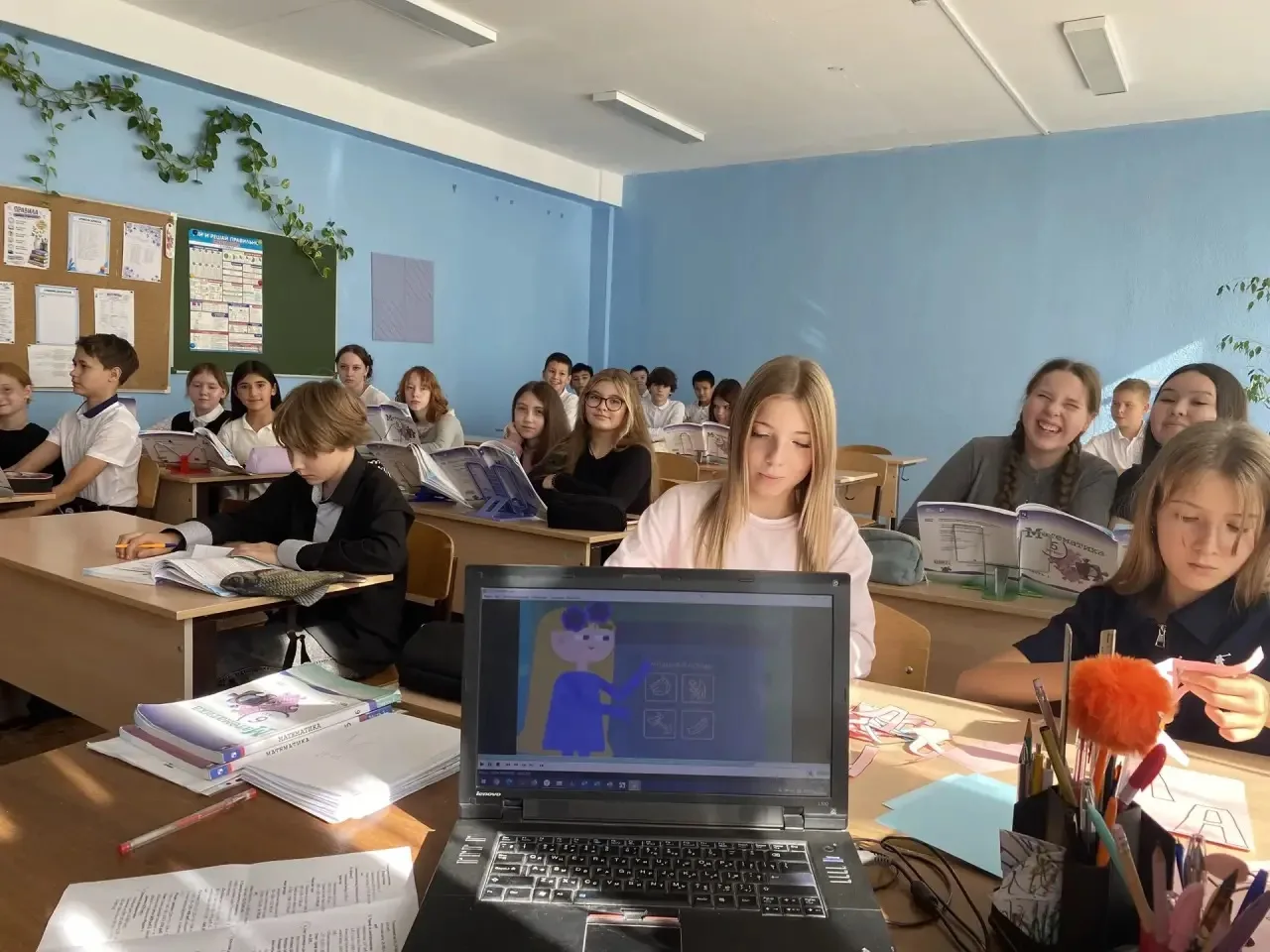 🌿♻️ Ученики Школы № 157 г. о. Самара сделали первый шаг к раздельному сбору! 🎨 Они пр...