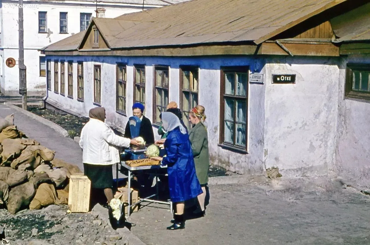 Продажа капусты в Анадыре, 1971 год.