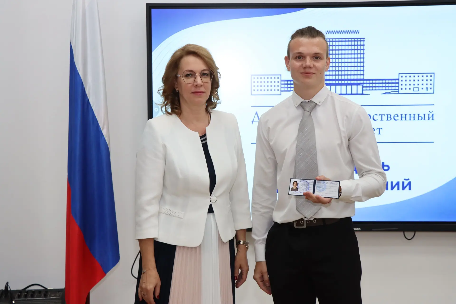 В Донецком государственном университете прозвучала клятва первокурсников для 3500 челов...