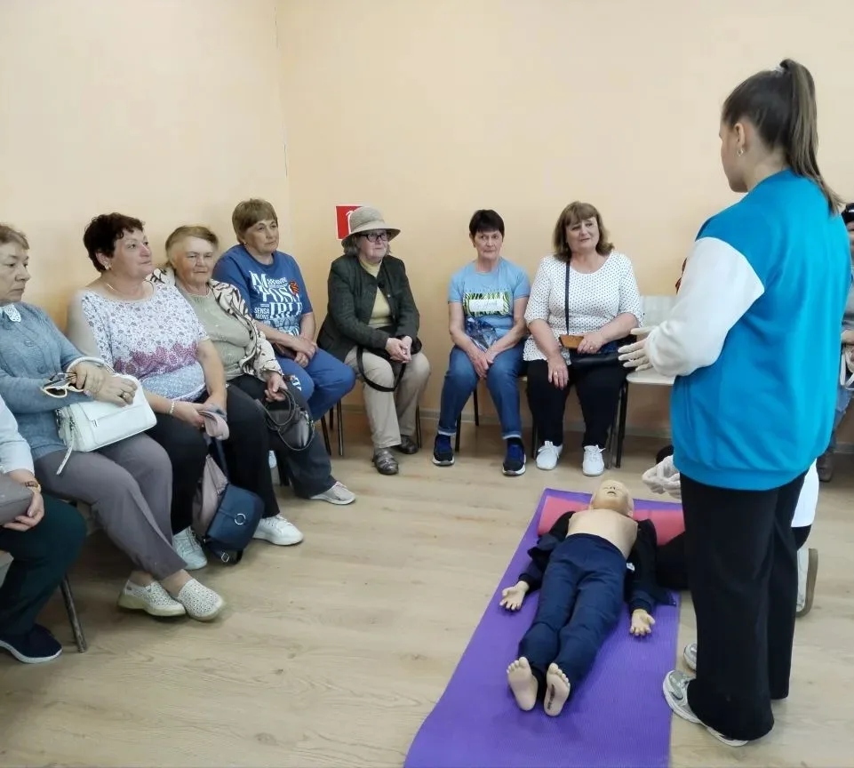 🏫 В рамках  регионального проекта «К соседям в гости»  нашу школу сегодня посетила  делегация из Чер