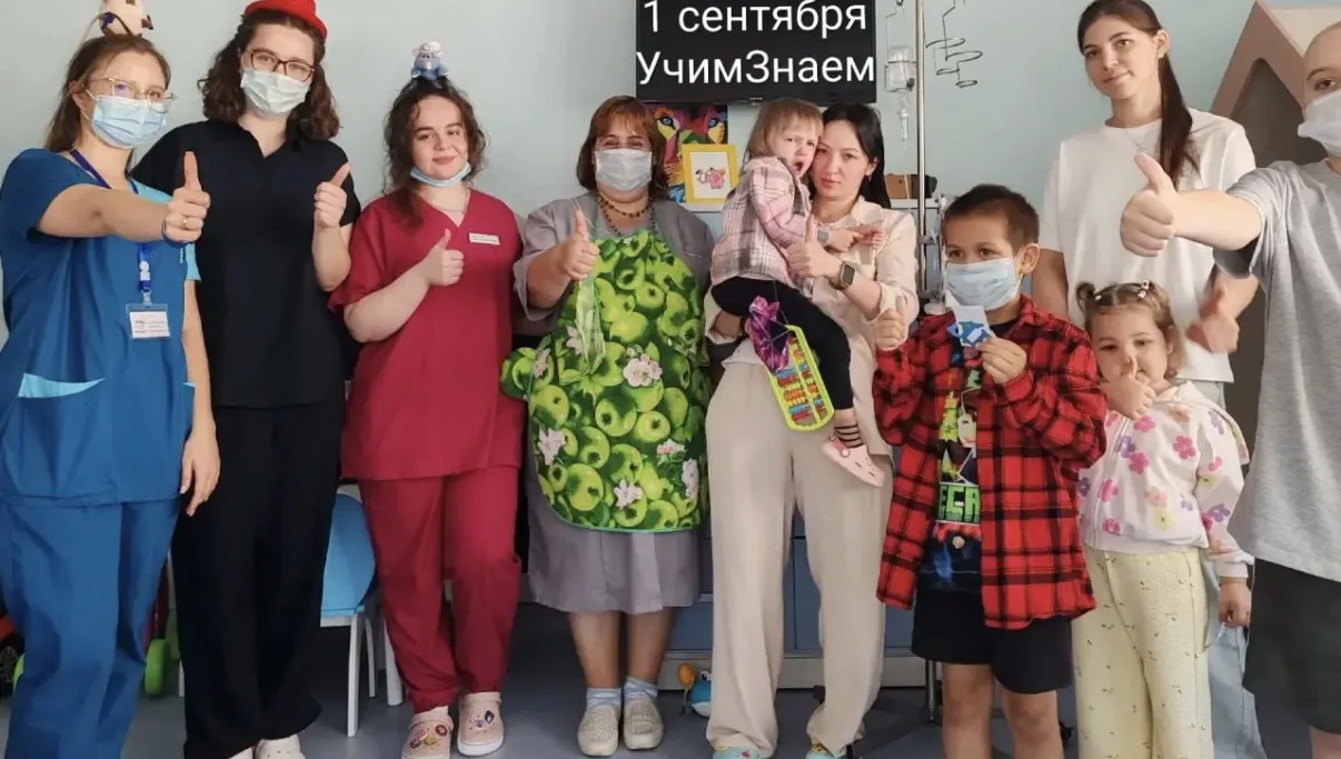 🔔1 сентября праздничный звонок прозвенел сразу в двух госпитальных классах МАОУ «Лицей...