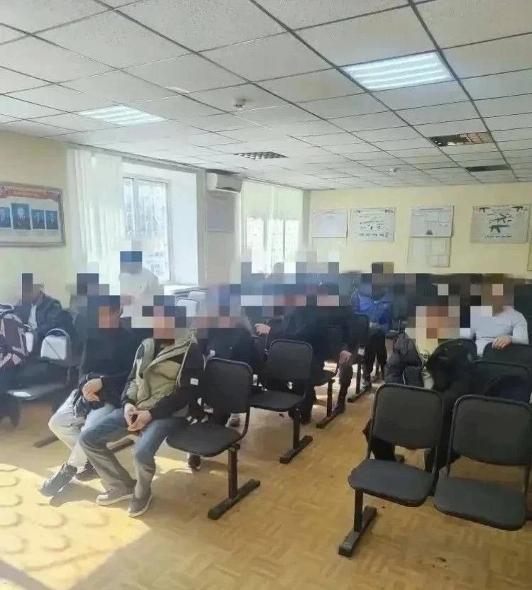 Бизнес на мигрантах привёл к уголовному делу мужчину в Калужской области.