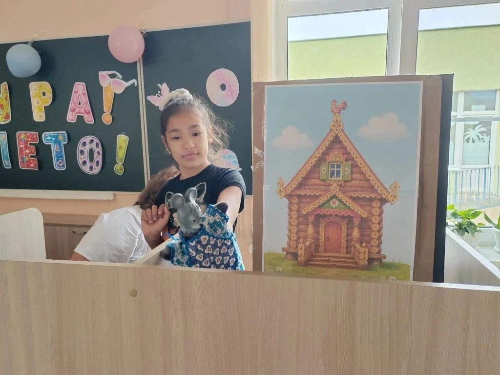 В ЛАГЕРЕ «СОЛНЕЧНЫЙ ЗАЙЧИК» ПРОШЕЛ ДЕНЬ СКАЗОК

В лагере дневного пребывания «Солнечный зайчик», орг