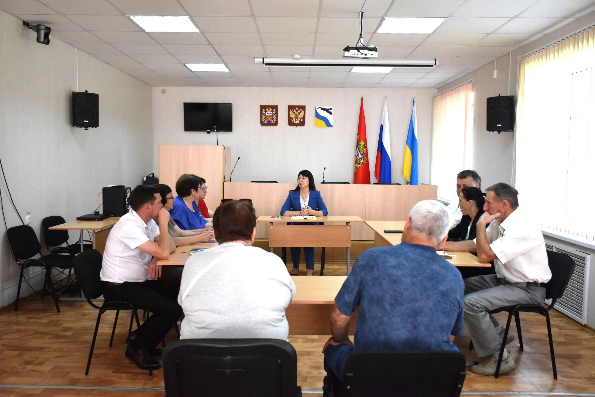 В районной администрации прошел Единый день приема участников СВО и членов их семей. Такие встречи п