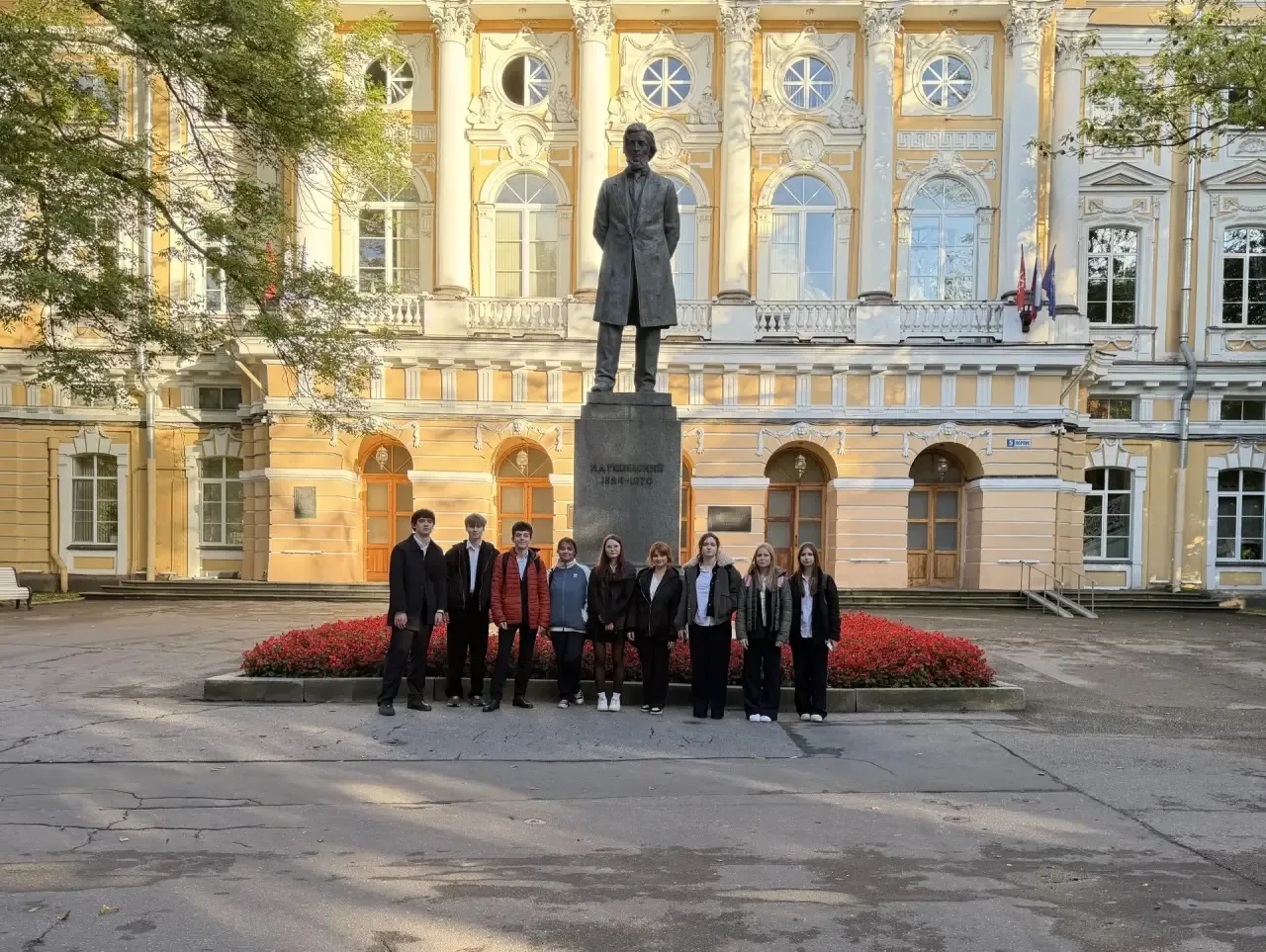 🎓 Старт Герценовской среды: наши психолого-педагогические классы на важном событии! 🎓