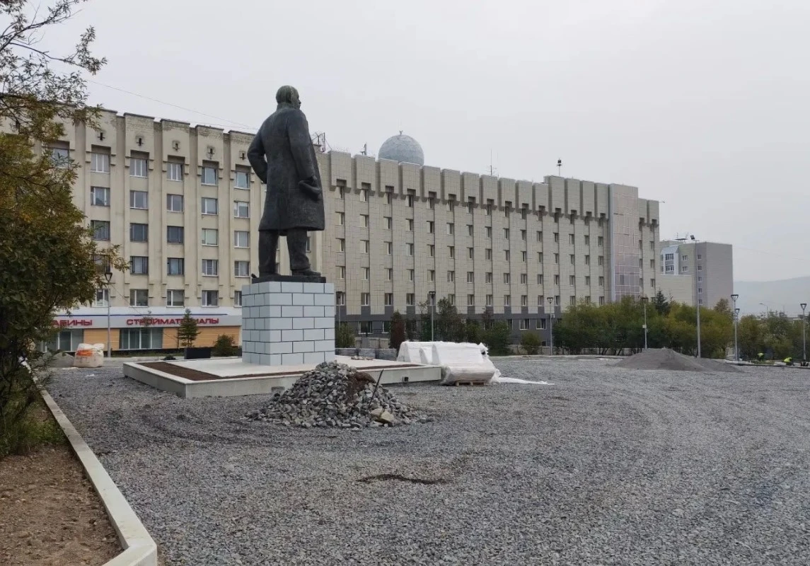 Перестройка площади Космонавтов в Магадане будет закончена до Нового года