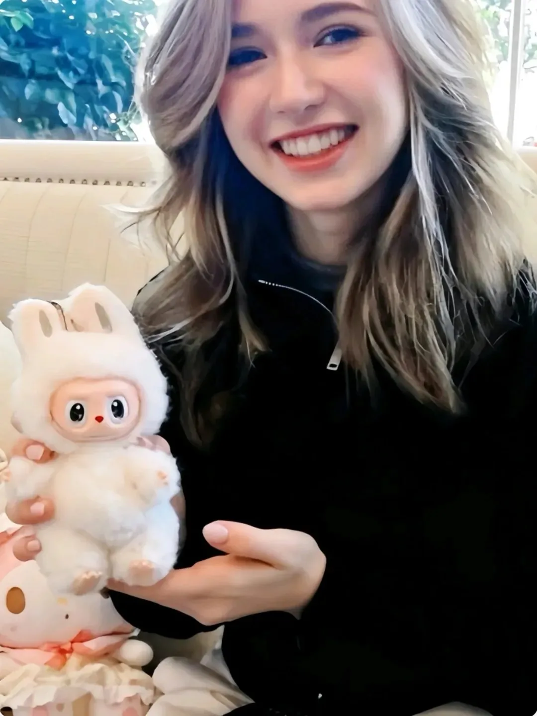 Камила и Labubu 💖

📷китайский фан-клуб Камилы teamKbaoValieva_cn