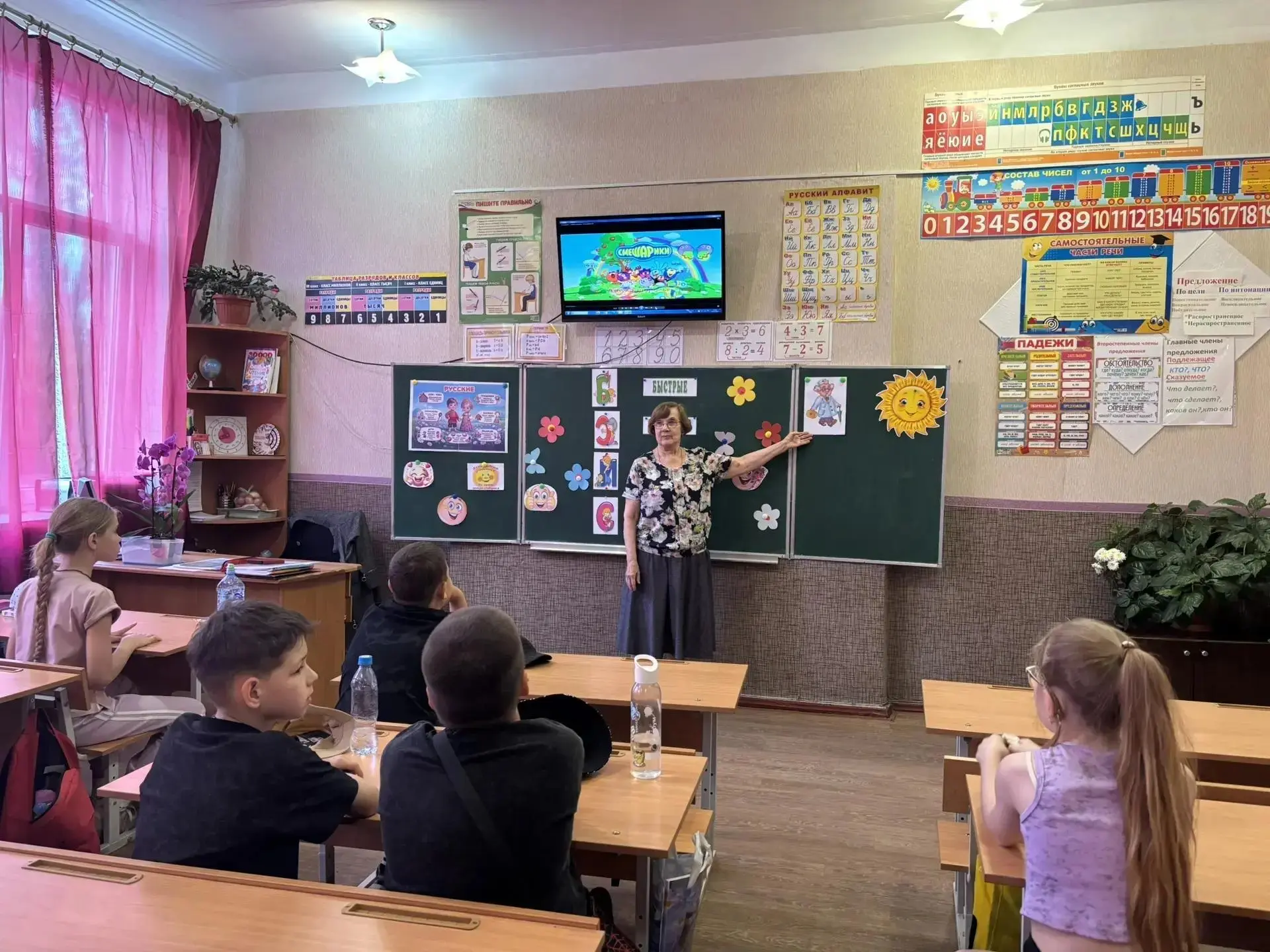 В пришкольном лагере с дневным пребыванием детей «Улыбка» на базе ГБОУ «Гимназия г.о. Торез» особое 