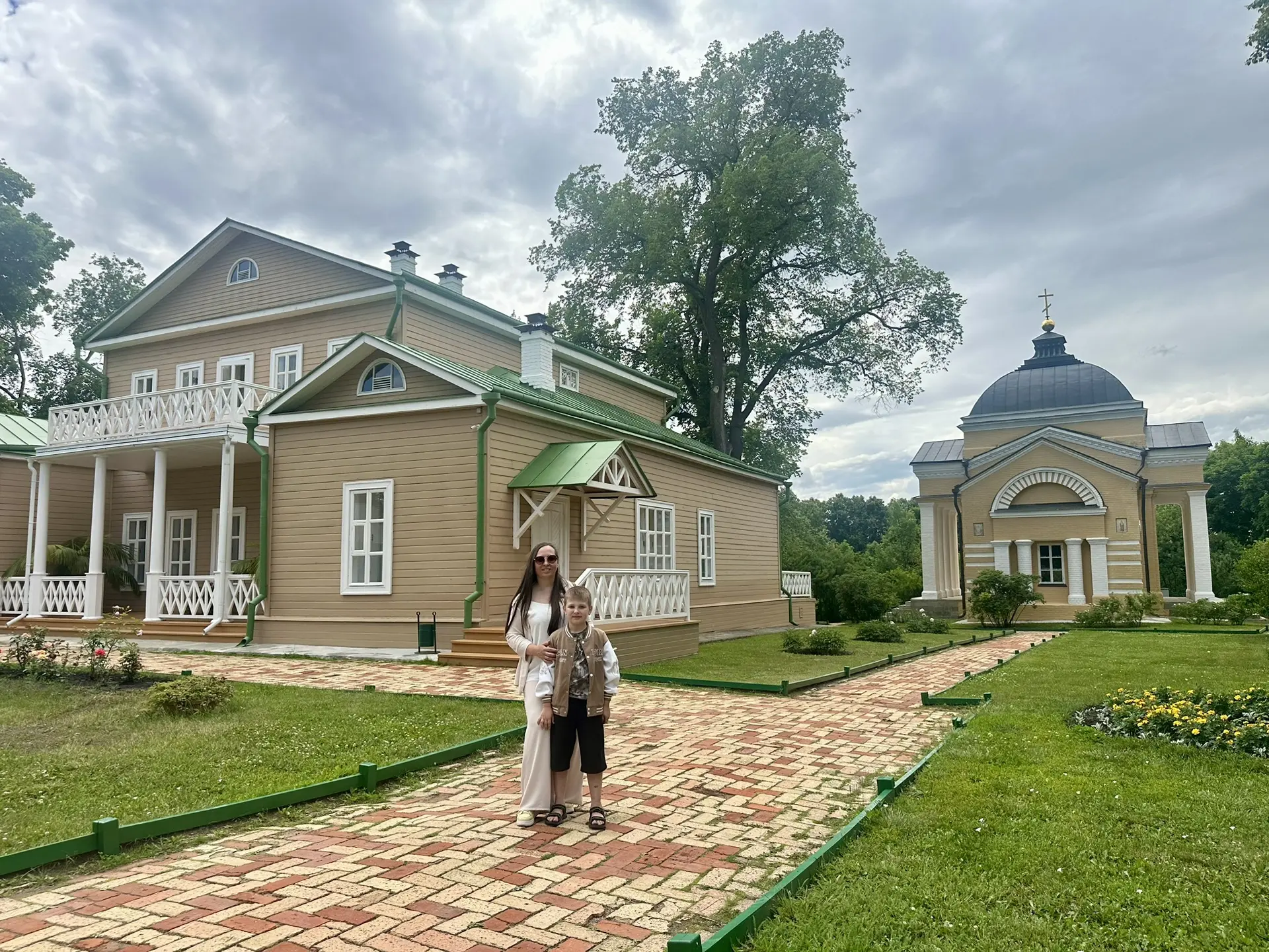 ☀️ Привет из лета! 200 и 1 история

А вот и первый привет! Наш четвероклассник Арсений Козырев расск