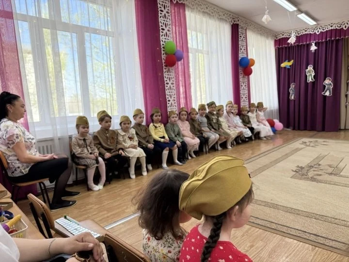 🔷Дәрвишләр бистәсендә урнашкан 298 нче балалар бакчасында Бөек Җиңүгә багышланган чара...