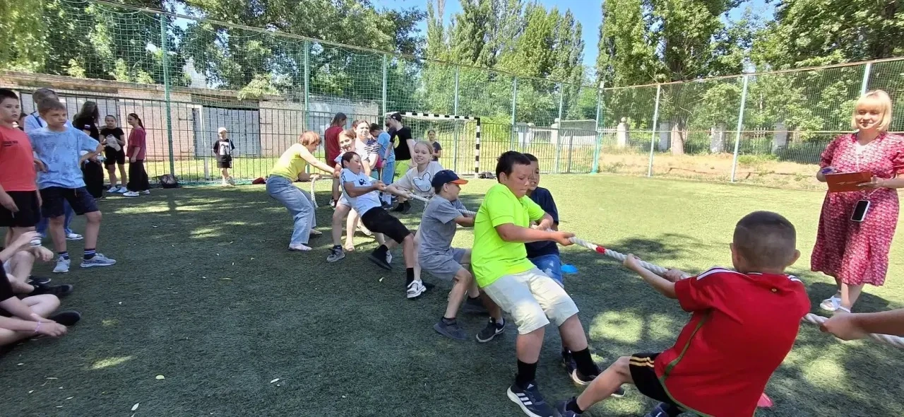 Спортивное лето в самом разгаре!

Сегодня в нашем районе прошла захватывающая Районная Спартакиада с