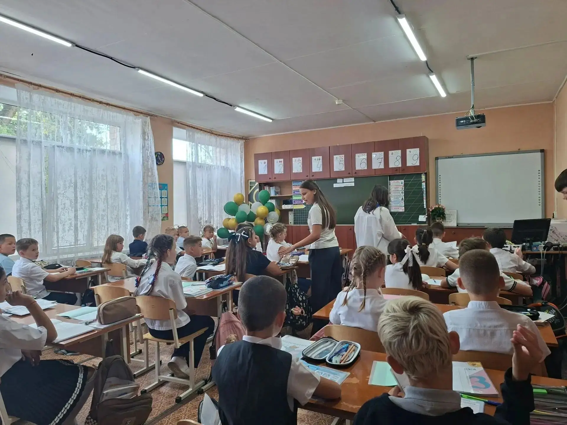 Безопасная дорога в школу глазами ЮИД!