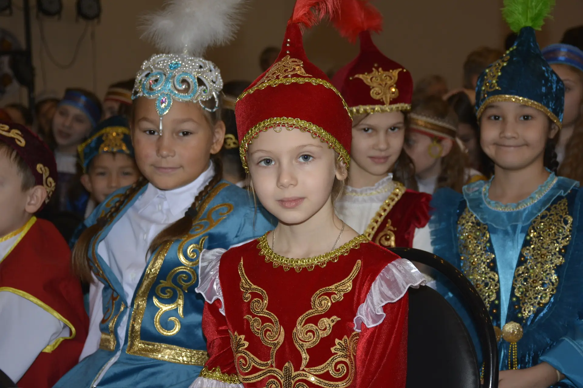 🙌Фестиваль Дружбы Народов   🎉Вчера в нашей школе прошел грандиозный фестиваль Дружбы Народов ! Это у