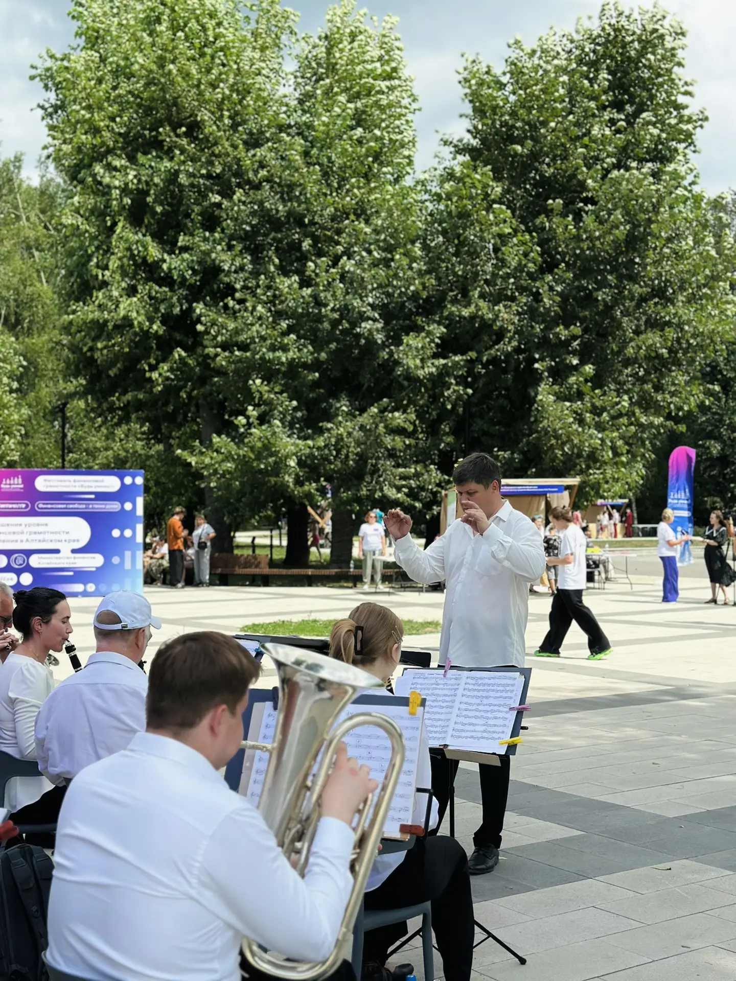💬 «Музыка — единственный всемирный язык, его не надо переводить, на нём душа говорит с...