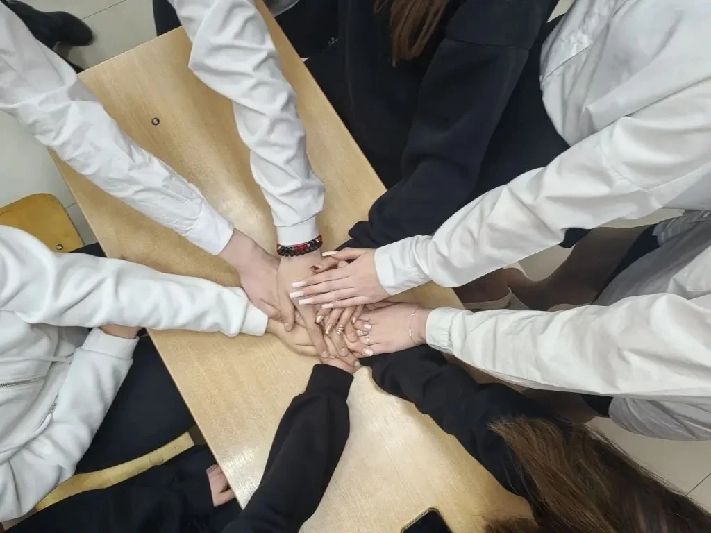 ✨ На этой неделе в нашей школе прошло очередное занятие внеурочной деятельности «Разговоры о важном»