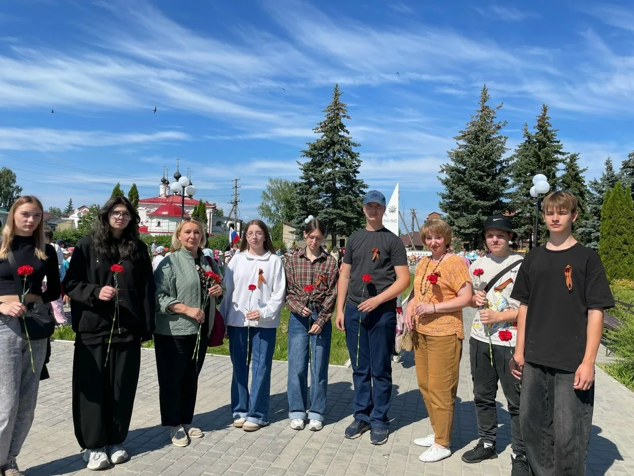22 июня обучающиеся нашего колледжа приняли участие в трогательном митинге-реквиеме. 🇷🇺
В знак глу
