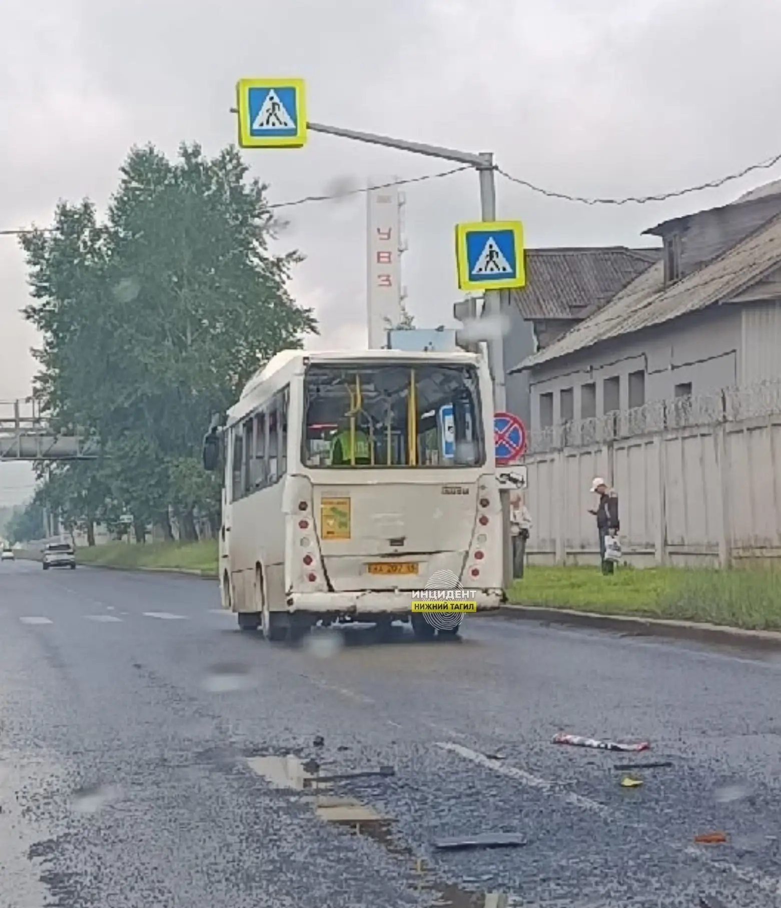 Два автобуса столкнулись на Восточном шоссе

В момент аварии в одном из них находились пассажиры. У 