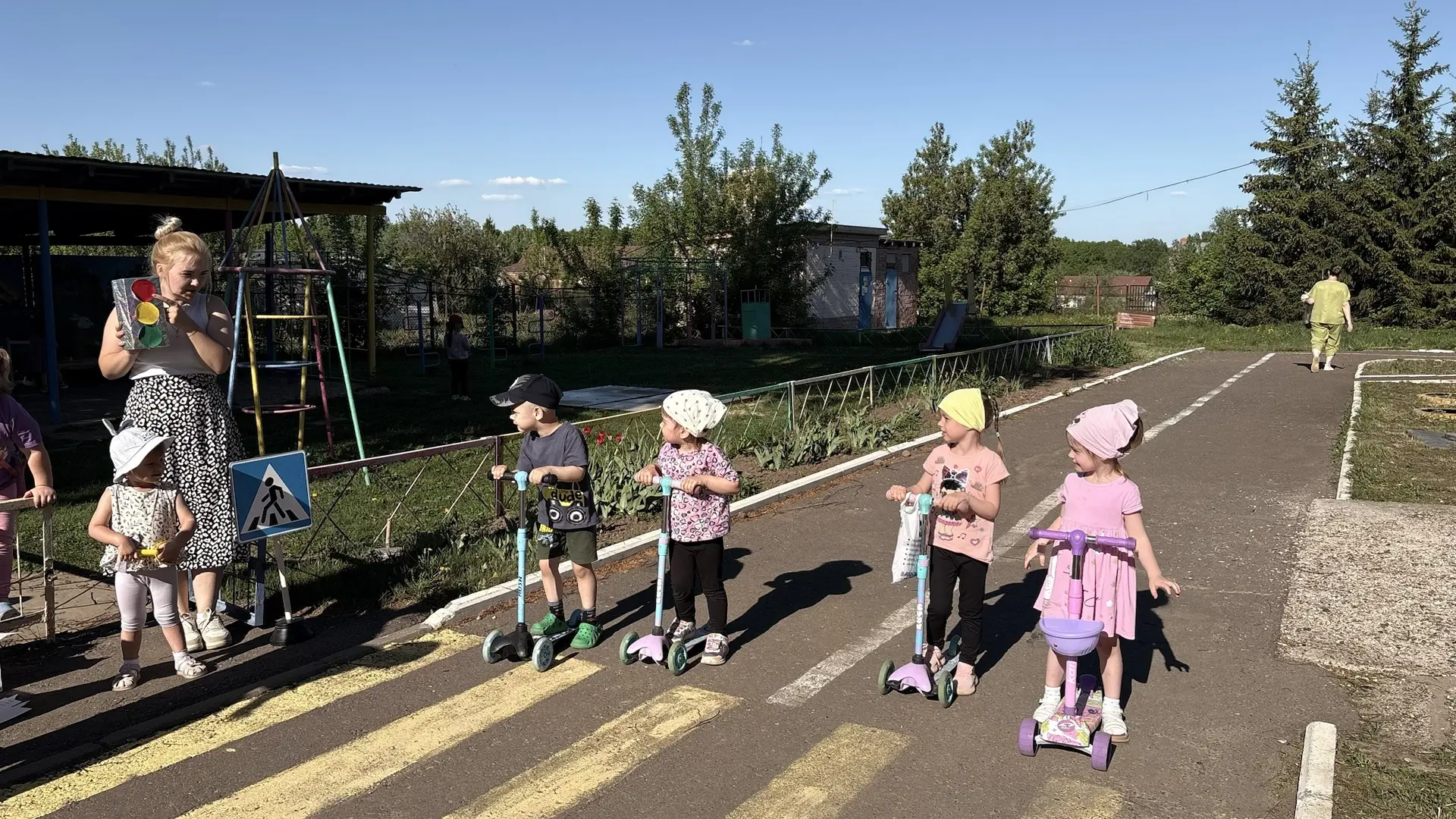 🚦Сегодня у ребят прошло мероприятие по безопасности дорожного движения 🚦