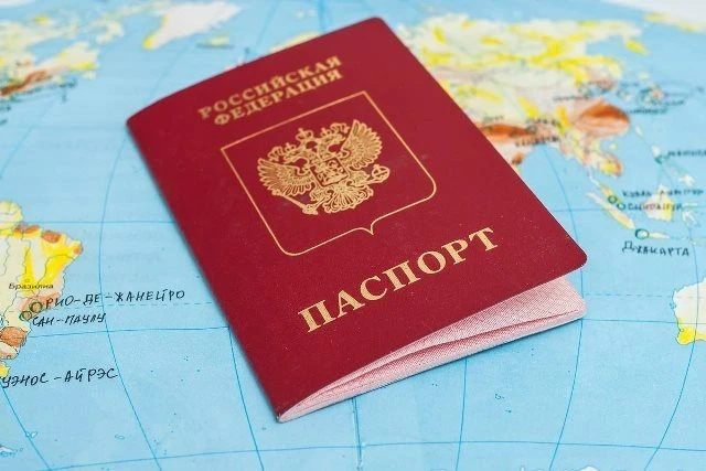 С 1 января 2027 года в загранпаспортах больше не будут делать отметки о детях, а госпош...