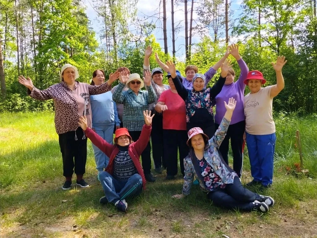 "АКТИВНОЕ ДОЛГОЛЕТИЕ"

🏞️1 июня, в Международный день защиты детей и День Святого Духа, участники К