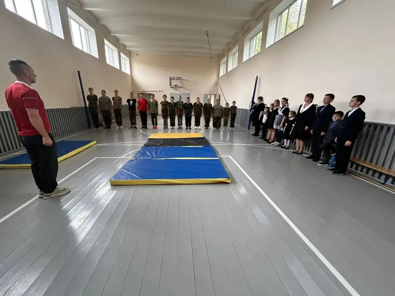 🎉Торжественное открытие внутришкольного этапа краевых соревнований по самбо стало ярки...