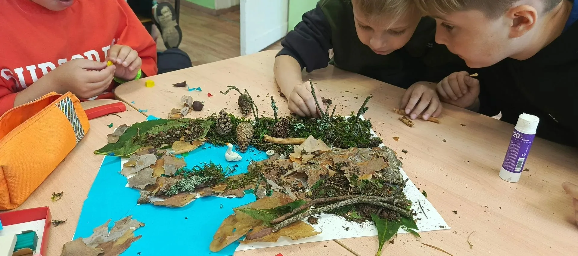 🌿 От природных экспериментов до финансовой грамотности: яркие будни нашей смены!

🔬 3 отряд ФГ: пр