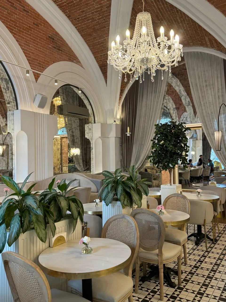 Завтрак недели: изысканный в Grand Café Pavlova  Ресторан французской кухни с русским акцентом встре