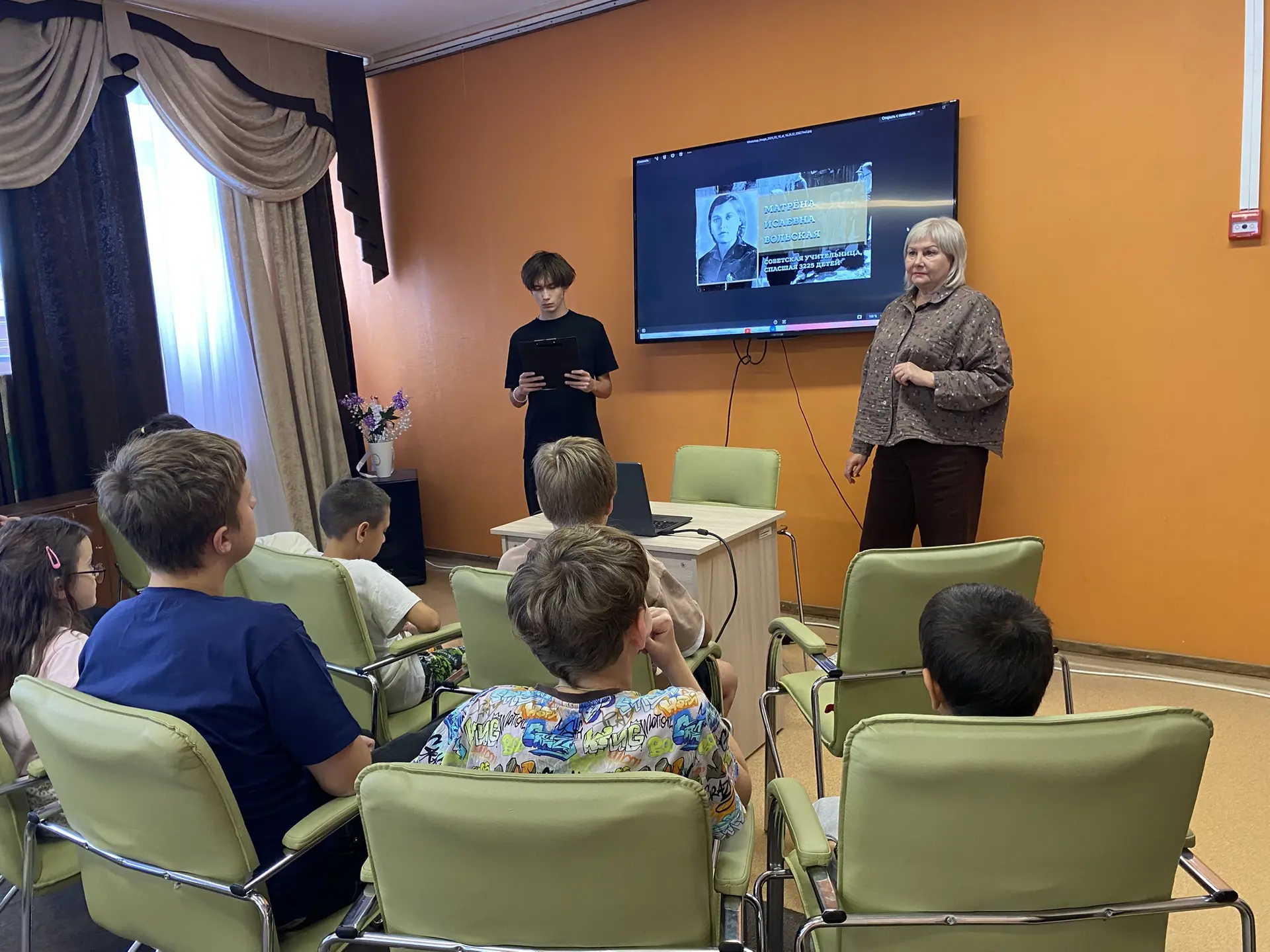 👩‍🏫Педагогический подвиг: от школьной доски до линии фронта.