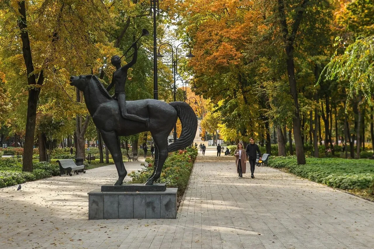 🍂 Воронеж окутывает золотая осень: город меняет облик