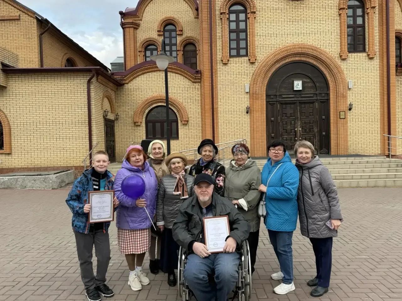 День письменности в г.Братске

После Сретенского бала  ученик 3Г класса Матвей Маркатюк, который уже