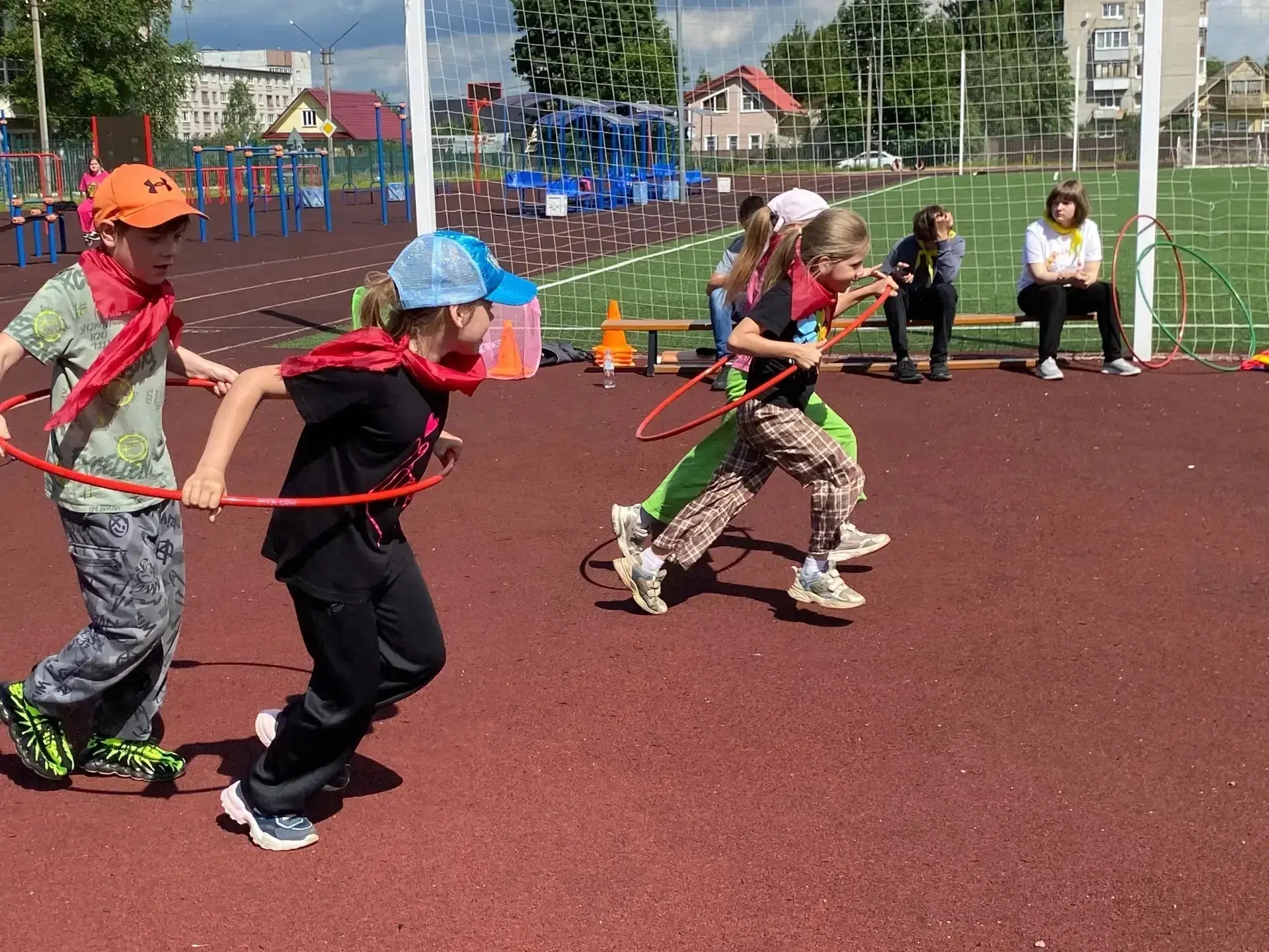 🤸‍♂️Сегодня в наш лагерь приезжала трудовая бригада Центра Внешкольной Работы города О...