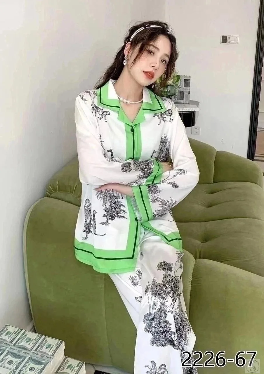 https://vk.com/photo-184814919_493376302