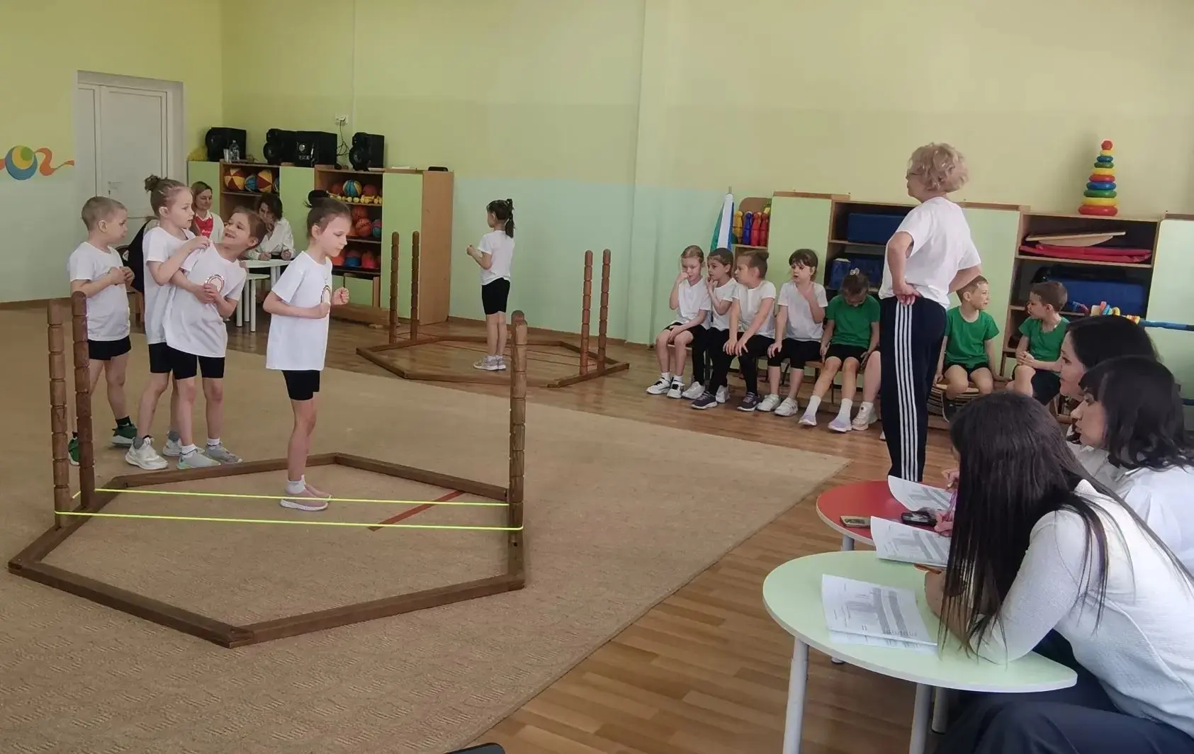 ➡ СОРЕВНОВАНИЯ ПО СПОРТИВНЫМ ПРЫЖКАМ ЧЕРЕЗ РЕЗИНКУ  ✅ 22 апреля в МОУ "Гимназия № 9" состоялся отбор