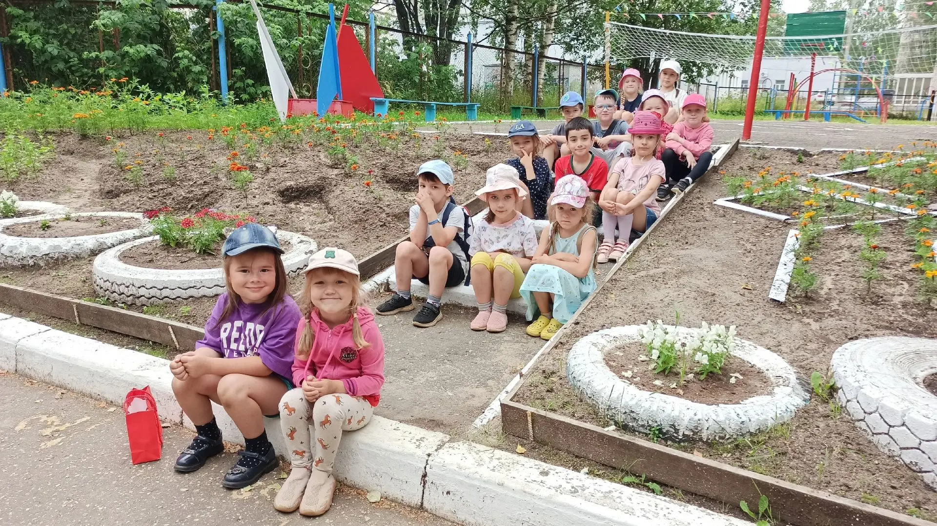 Открываем знакомые уголки по-новому!

Сегодня дети всех возрастов совершили увлекательное путешестви