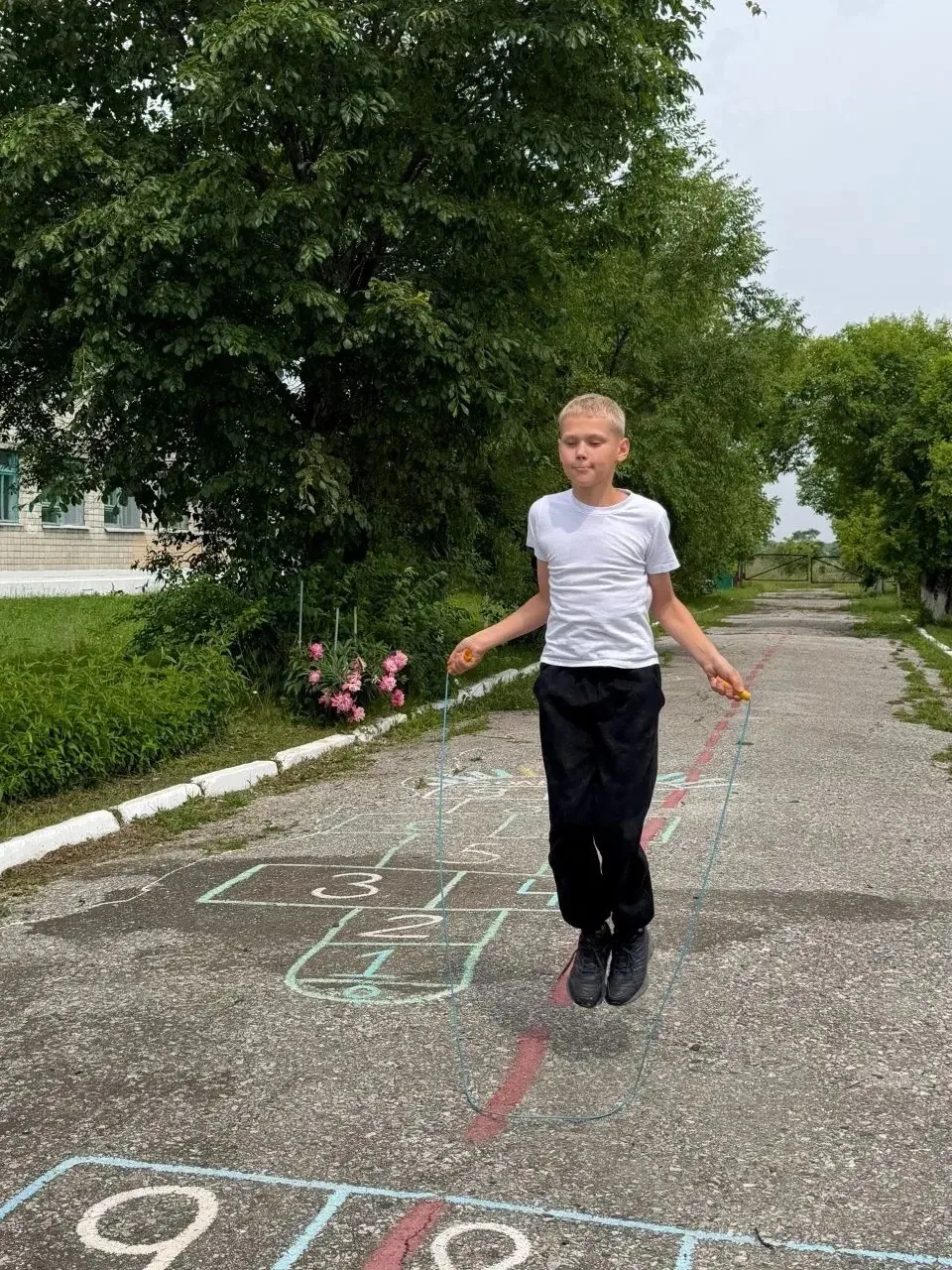 ☀️ Двенадцатый день в пришкольном лагере: выбираем здоровый образ жизни!

Сегодняшний день был полно