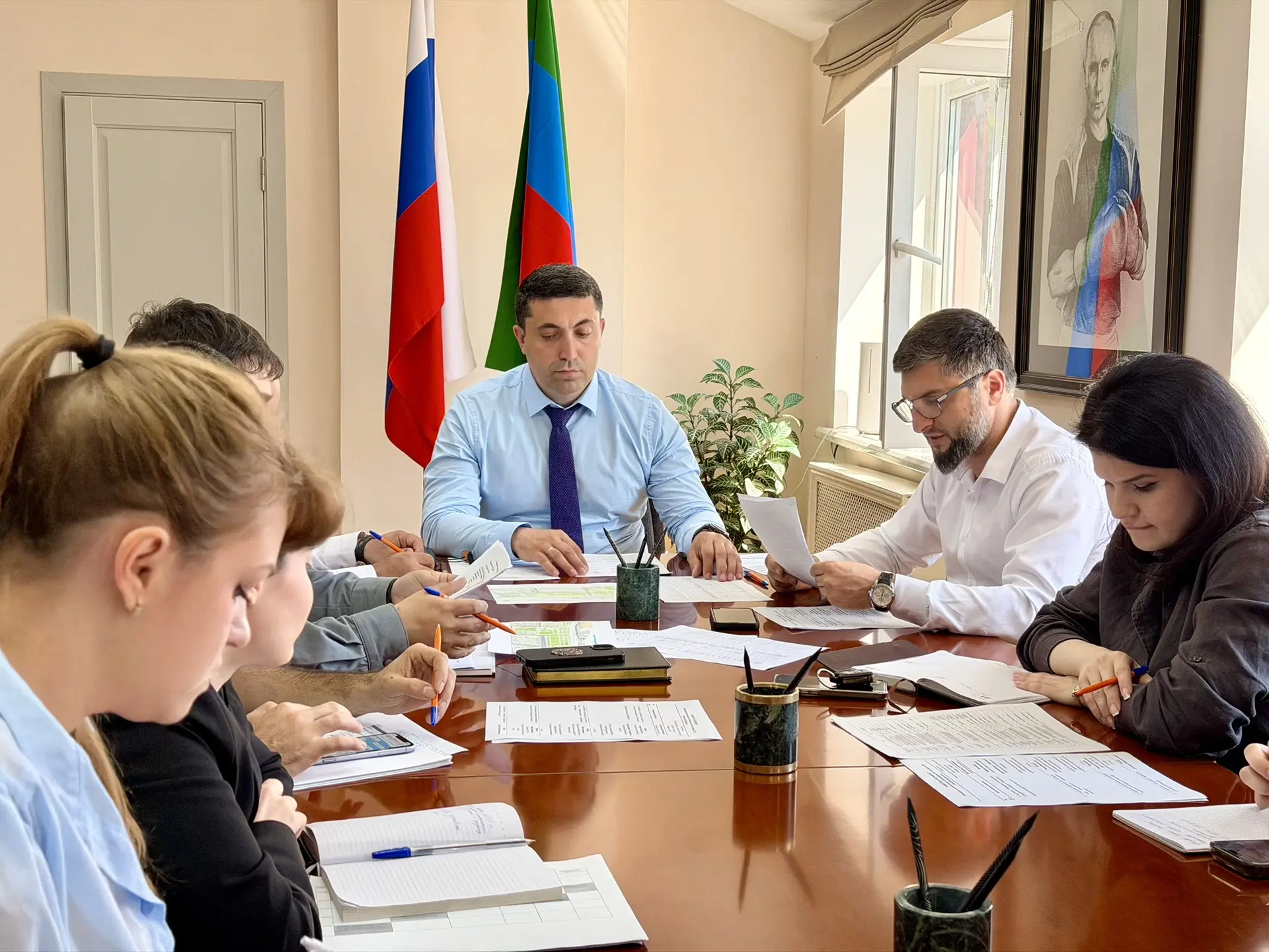Сегодня провели рабочую встречу по организации Дня молодежи в республике. Обсудили прог...
