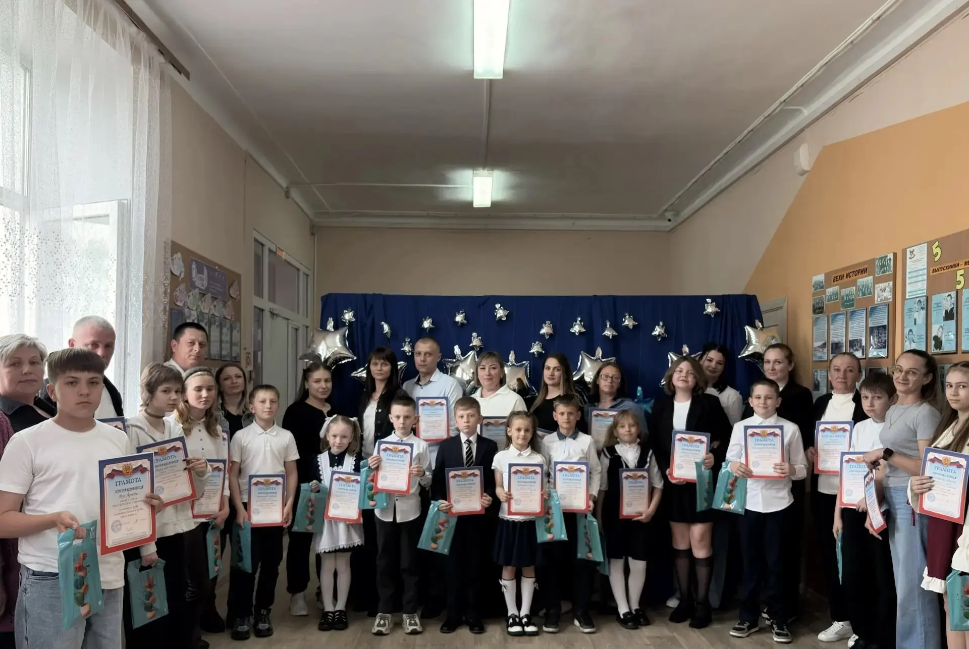 📣 Подводим итоги учебной недели! 
 
🌟 Одним из самых ярких событий недели стал Слёт отличников и х