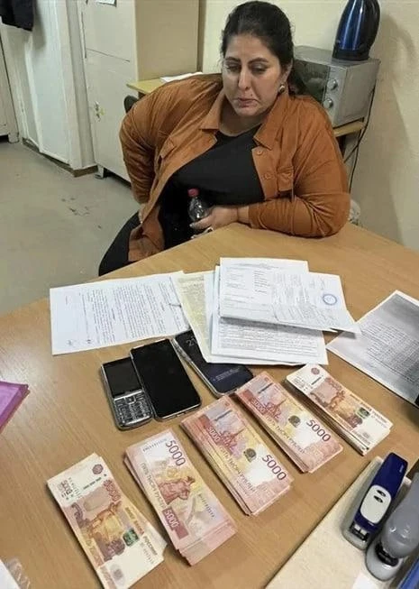 Банда из Омска разводила безработных с обещанием работы на стройке в Мариуполе