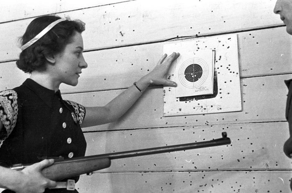Готова к труду и обороне! 1940 год, прима-балерина Большого театра Ольга Лепешинская